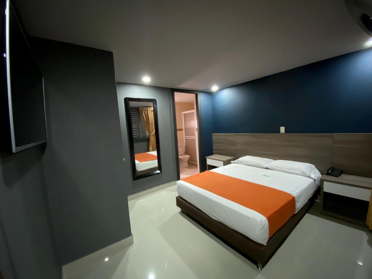 Hotel Latino Medellín Extérieur photo