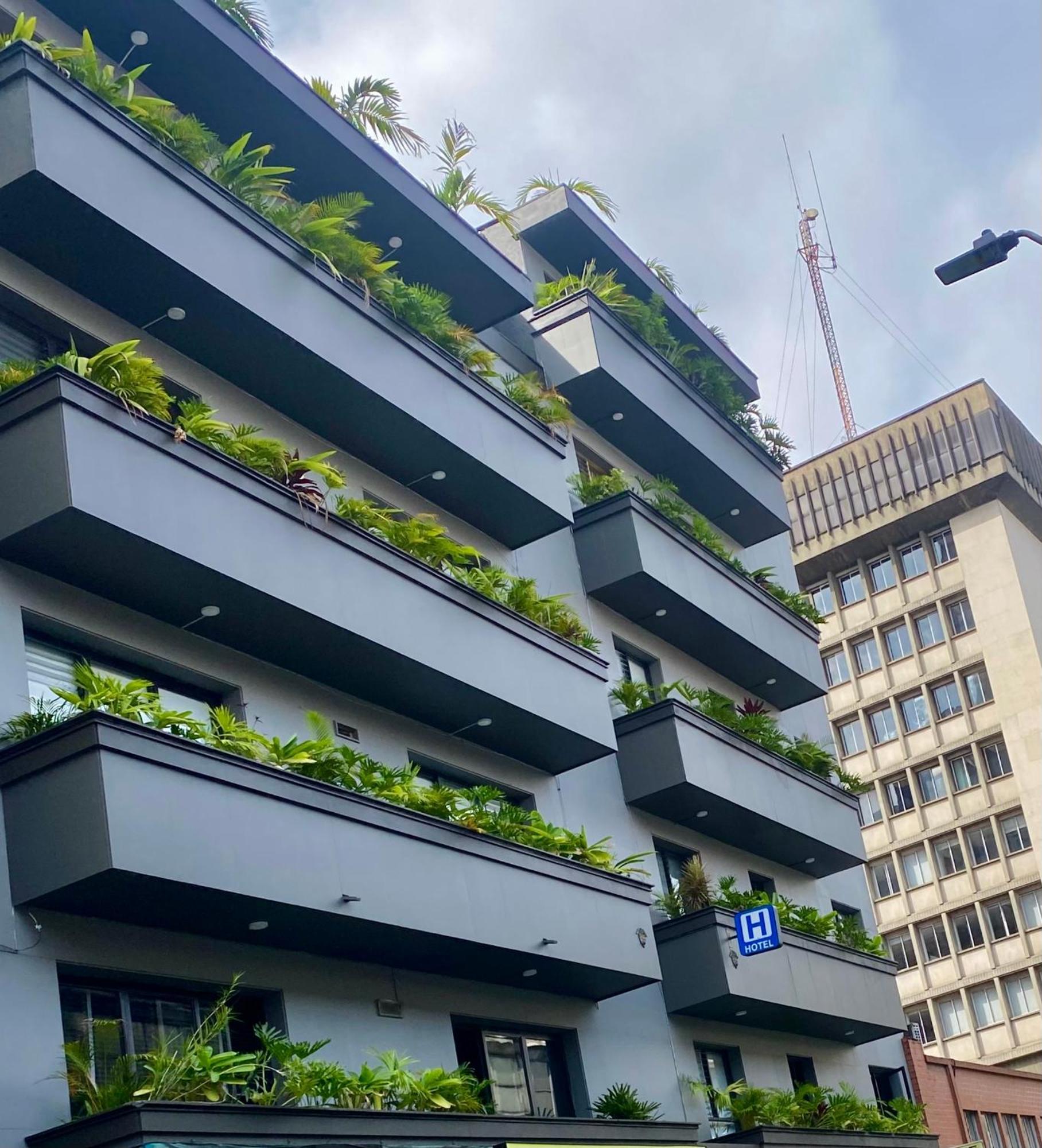 Hotel Latino Medellín Extérieur photo